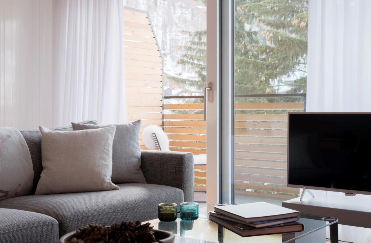 Haus-Ascot-Zermatt Apartment Bagian luar foto